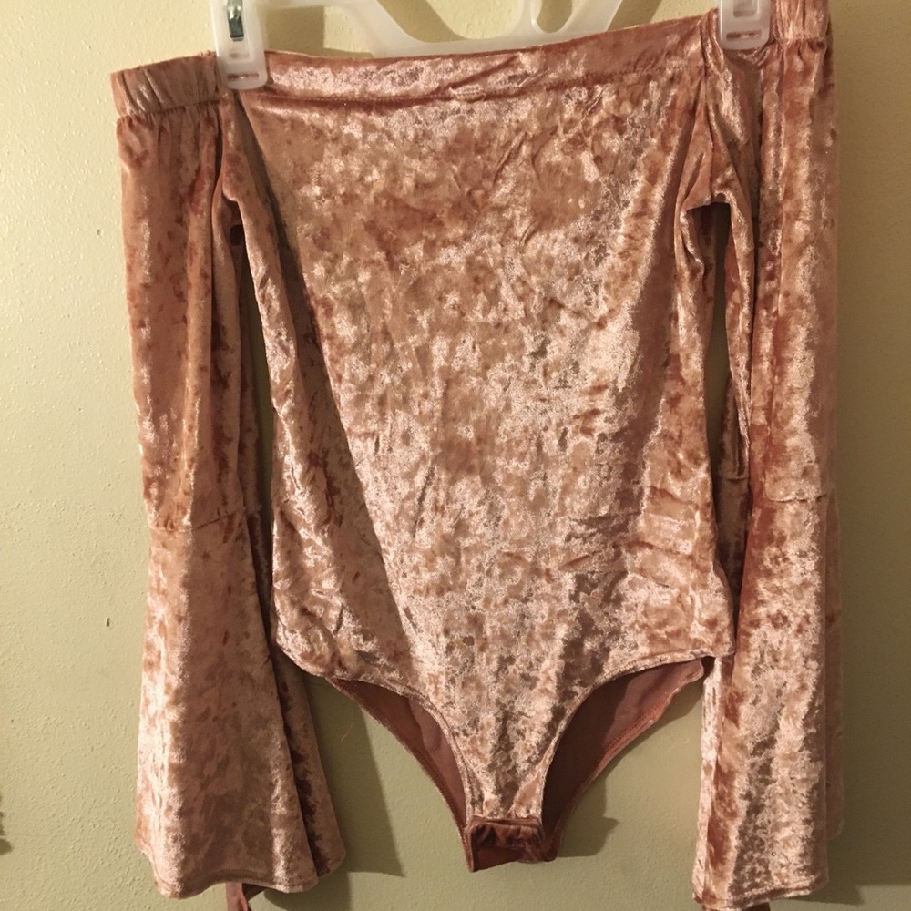 Pink velvet long sleeve bodysuit s